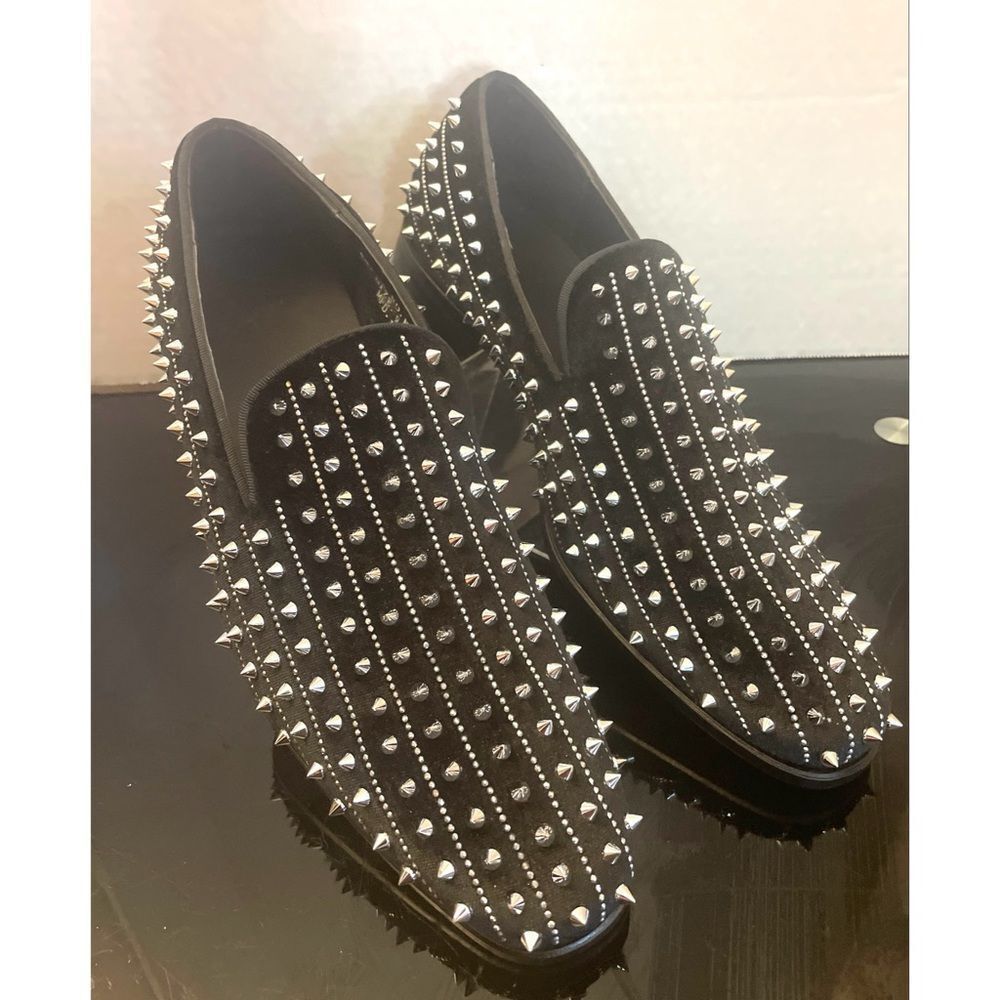 AM Exclusive Black With Silver Rhinestones & Spikes Slip-on Red Bottom Size 9.5M